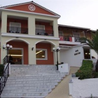 Отель Denny's Inn Hotel в городе Каламаки, Греция