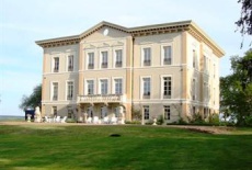 Отель Chateau de Bezyl в городе Sixt-sur-Aff, Франция