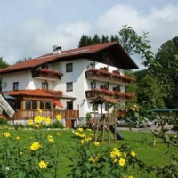 Отель Bauernhof Familie Nussbaumer в городе Нусдорф-ам-Аттерзее, Австрия