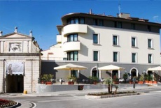 Отель Hotel Gambero в городе Рое-Вольчиано, Италия
