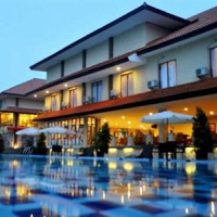 Отель Bumi Tapos Resort в городе Megamendung, Индонезия