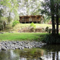 Отель The Allyn Riverside Cabins в городе Маппи, Австралия