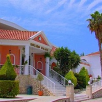 Отель Bitzaro Palace Hotel в городе Каламаки, Греция
