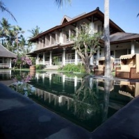 Отель Villa Saparua в городе Табанан, Индонезия