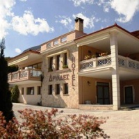 Отель Dryades в городе Ауза, Греция