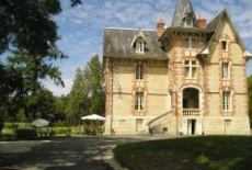 Отель Chateau De Boisrobert в городе Нёйи-ле-Буа, Франция
