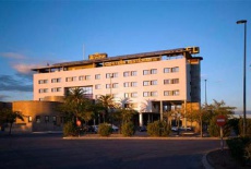 Отель Hotel Simba в городе Чильчес, Испания