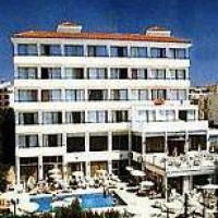 Отель King Richard Beach Hotel Limassol в городе Лимасол, Кипр