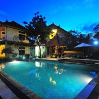Отель Sandat Hotel Legian в городе Кута, Индонезия