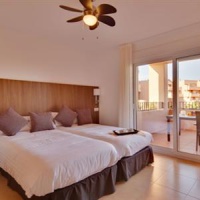 Отель The Residences At Mar Menor Golf & Resort в городе Торре-Пачеко, Испания