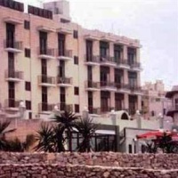 Отель Etvan Hotel в городе Марсаскала, Мальта