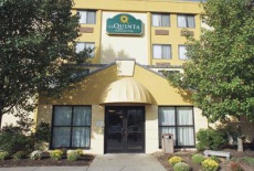 Отель La Quinta Inn & Suites Salem (New Hampshire) в городе Сейлем, США