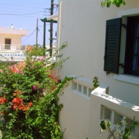 Отель Julies Apartments Crete в городе Коккини Хани, Греция