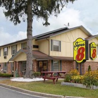 Отель Super 8 Motel Lee / Berkshires / Outlet Area в городе Ли, США