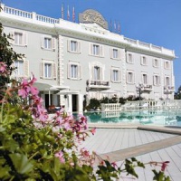Отель Grand Hotel Des Bains Riccione в городе Риччоне, Италия