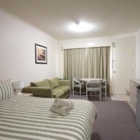 Отель Araluen Motor Lodge в городе Батхейвен, Австралия