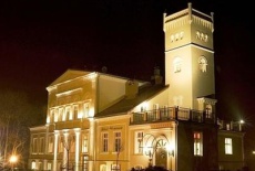 Отель Wieniawa Hotel Rekowo Gorne в городе Реда, Польша