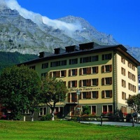 Отель Heliopark Hotels & Alpentherme Leukerbad в городе Лойкербад, Швейцария