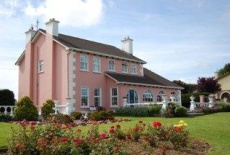 Отель Ballingowan House в городе Ньюкасл-Уэст, Ирландия