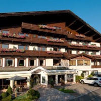 Отель Moedlinger Sporthotel Soll в городе Зёлль, Австрия