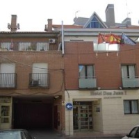 Отель Hotel Apartamentos Don Juan I в городе Алькала-де-Энарес, Испания