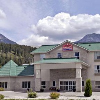 Отель Ramada Limited Golden в городе Голден, Канада