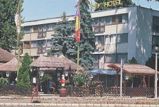 Отель Hostel Rev Balaton в городе Сантод, Венгрия