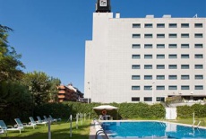 Отель NH Parque Avenidas в городе Кослада, Испания