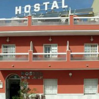 Отель Hostal Don Juan Torre del Mar в городе Торре дел Мар, Испания