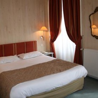 Отель Hotel Le d'Avaugour в городе Динан, Франция