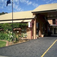 Отель The Cottage Motor Inn в городе Олбери, Австралия