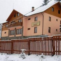 Отель Cabana Turistica Istvana в городе Cozmeni, Румыния