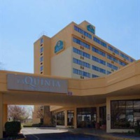 Отель La Quinta Inn & Suites Secaucus Meadowlands в городе Секокус, США