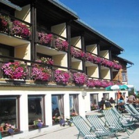 Отель Wander und Sporthotel Tauplitzalm в городе Тауплиц, Австрия
