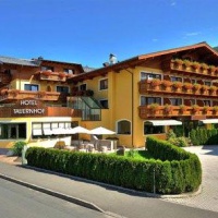 Отель Tauernhof Hotel Kaprun в городе Капрун, Австрия