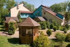 Отель Rusalka Hotel Vynnyky в городе Миклашев, Украина