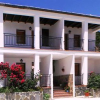 Отель Casas Blancas в городе Альпухарра-де-ла-Сьерра, Испания