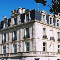 Отель Chateau Grattequina в городе Бланкфор, Франция