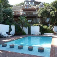 Отель Crawford's Beach Lodge в городе Синца, Южная Африка