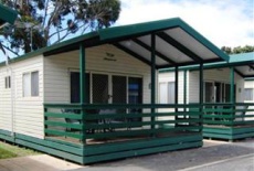 Отель Phillip Island Caravan Park Accommodation в городе Newhaven, Австралия