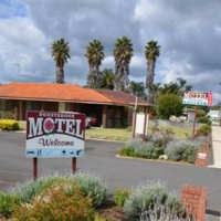 Отель Donnybrook Motel Motor Lodge в городе Ноггерап, Австралия