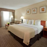 Отель Holiday Inn Guelph Hotel & Conference Centre в городе Гуэлф, Канада