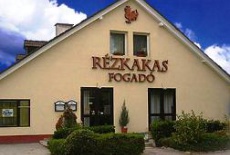 Отель Rezkakas Fogado в городе Зирц, Венгрия