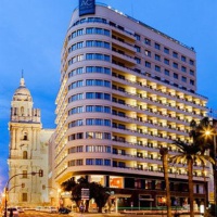 Отель AC Hotel Malaga Palacio A Marriott Luxury & Lifestyle Hotel в городе Малага, Испания