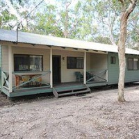 Отель North Coast Holiday Parks Hungry Head Cabins в городе Урунга, Австралия