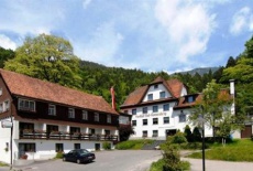 Отель Gasthof Bad Sonnenberg в городе Нюцидерс, Австрия
