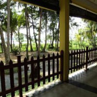 Отель Lake Edge Holiday Inn в городе Тиссамахарама, Шри-Ланка