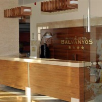 Отель Grand Hotel Balvanyos в городе Cozmeni, Румыния