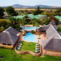 Отель The Ranch Resort Protea Hotel The Ranch в городе Полокване, Южная Африка