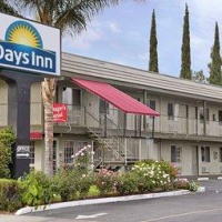 Отель Days Inn San Bernardino Riverside в городе Сан-Бернардино, США